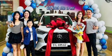 VELOZ CROSS CVT TOP 2025